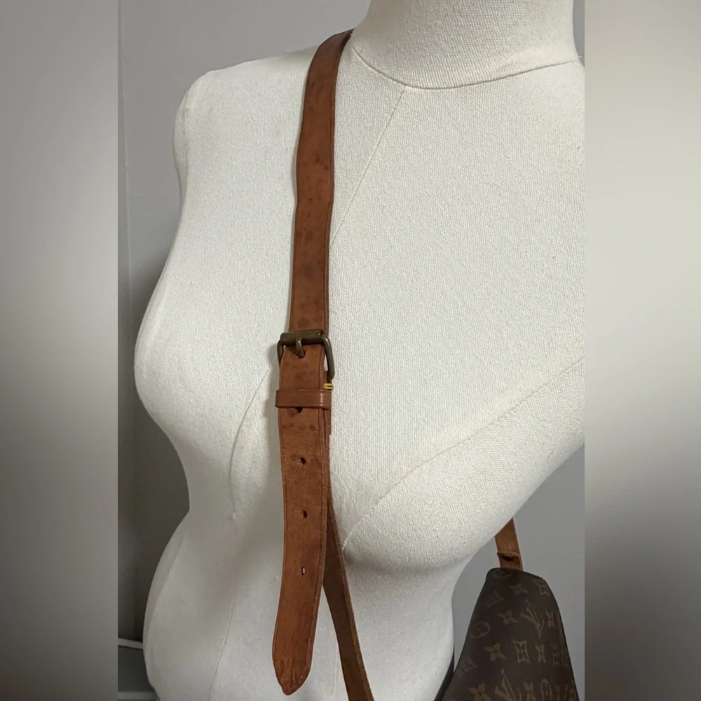 Louis Vuitton Cartouchiere GM Monogram Crossbody Shoulder Bag Vintage - Picture 6 of 16